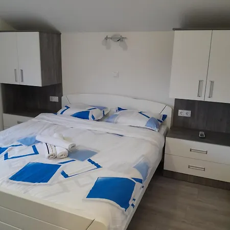 Milan 2 Apartman *